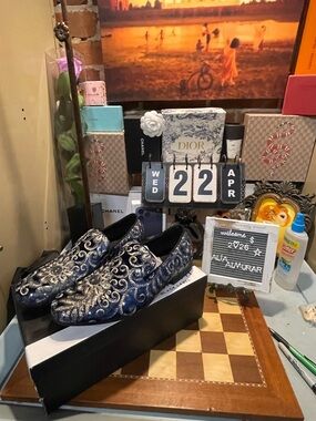 MORETTI

BLACK LABEL design shoes